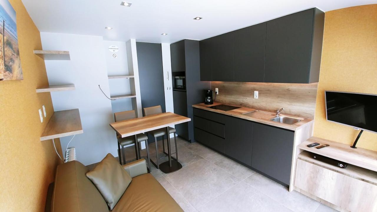 Middelkerke - Frontaal Zeezicht Appartement Buitenkant foto